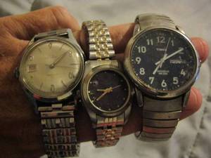 lot 409 image: Helbros Invincible  Watch,   WS770 watch, Indiglo wr 30m Timex