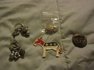 lot 609 image: clip on earrings, shirt pins