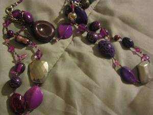 lot 490 image: purple bead necklace