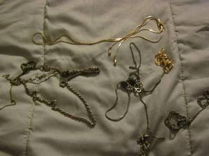 lot 403 image: lot of necklaces