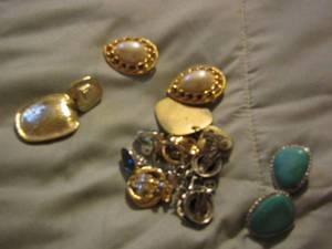 lot 577 image: clip on earrings