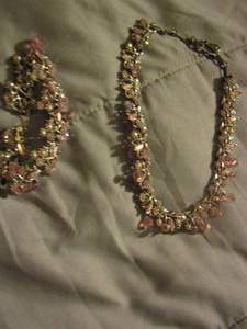 lot 575 image: pink rinestone necklace with matching bracelet