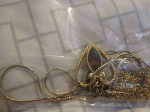 lot 615 image: necklace heart avon chain, silver chain