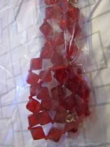lot 626 image: red beaded necklace