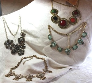 lot 13 image: Runway Jewelry see below for descriptions