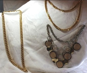 lot 15 image: Runway Jewelry see below for descriptions