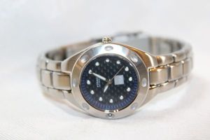 lot 100 image: Fossil brand watch PR-5099 with GSA hologram in box with booklets