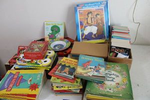 lot 185 image: Kids vintage books, puzzles, puzzle books and more