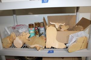lot 190 image: Wood crafts with gold spray paint