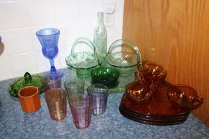 lot 211 image: Colored glassware