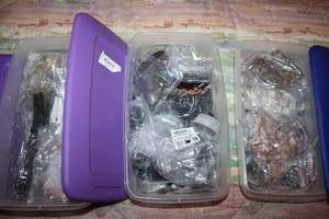 lot 377 image: Jewelry making beads and supplies - 3 sm. Totes