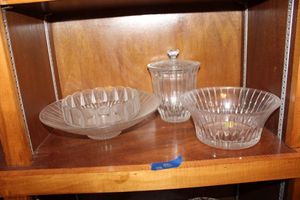 lot 412 image: Lead crystal set