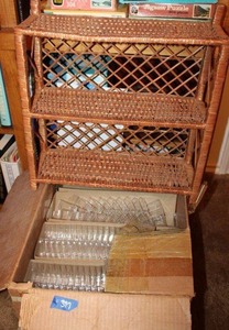 lot 397 image: Plastic jewelry boxes - 1 box, plus rattan shelf