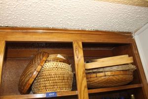 lot 445 image: Kitchen baskets