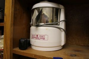 lot 447 image: Kitchen professional juicer