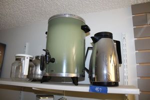 lot 467 image: Kitchen Coffee pots and urn