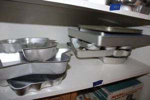 lot 485 image: Kitchen cake molds