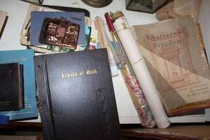 lot 538 image: Vintage books and postcards