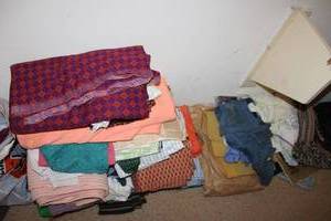 lot 566 image: Vintage fabrics
