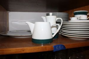 lot 682 image: Duck pattern plates by Schumann, plus green stripe dish set