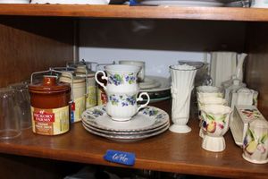 lot 696 image: Misc. dishes as shown