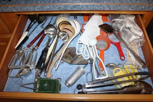 lot 235 image: Kitchen utensils drawer