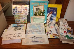lot 429 image: Stamp collection new and used, includes green stamps