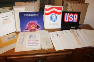 lot 434 image: Stamp collection includes mini albums from 1970s and 1980s