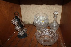 lot 731 image: Lead crystal bowls, decanter and metal stand with small mugs