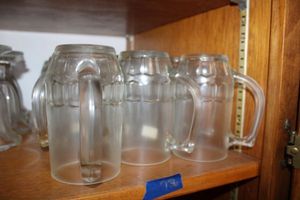 lot 736 image: Clear stein set