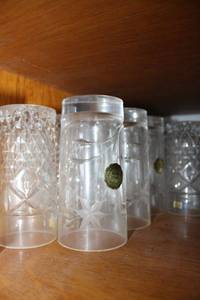 lot 740 image: Lead crystal glasses and ice cream sundae dishes