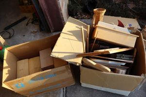 lot 825 image: Home dcor crafts wood plaques and boxes