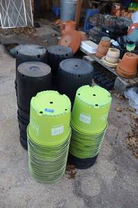 lot 857 image: Plastic planters