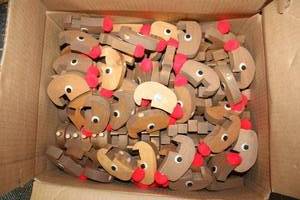 lot 670 image: Wooden Reindeer crafts