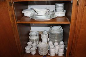 lot 768 image: Large dish set by Johann Haviland Bavaria Germany