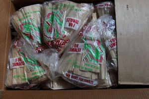 lot 875 image: Corn husks for tamales