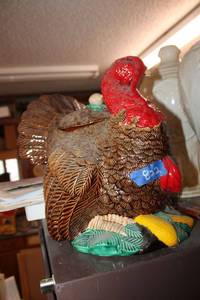 lot 822 image: Turkey cookie jar