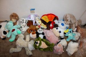 lot 58 image: Plush toys animal assortment