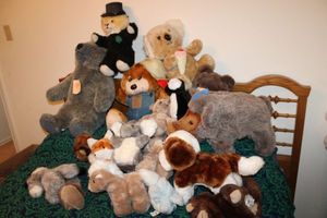 lot 60 image: Plush toys teddy bears and animals