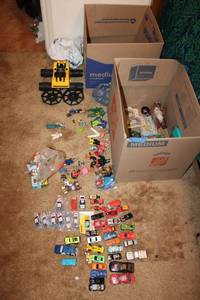 lot 63 image: Toys Misc. toys and cars