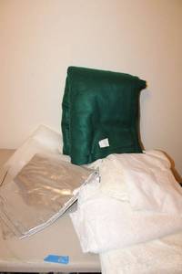 lot 82 image: Crafts fabrics