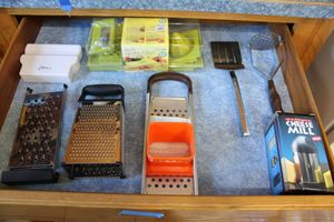 lot 141 image: Kitchen graters