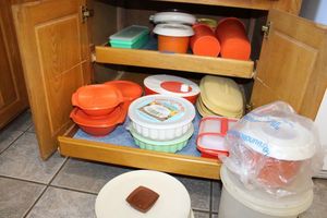 lot 142 image: Vintage Tupperware containers