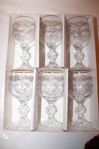 lot 29 image: Bohemia Crystal Etched Gold Rim Wine Glasses - set of 12