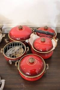 lot 193 image: Red enamel cookware set