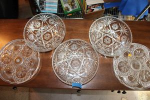 lot 259 image: Lead crystal bowls and platters