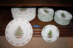 lot 265 image: Christmas tree plates - Eschenbach dinner plates, Leftmann Welden salad plates