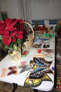 lot 320 image: Christmas decorations and butterflies