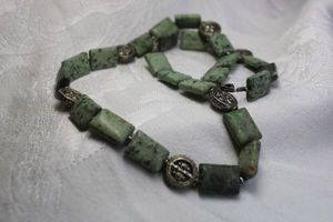 lot 365 image: Irish Connemara marble or Serpentine rectangular bead necklace with Sterling Silver clasp. Marked 925 on clasp. 16L