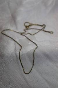 lot 326 image: Sterling Silver vermeil (gold over sterling) box chain. Marked 925 Italy near clasp and 925 on spring ring. 18L